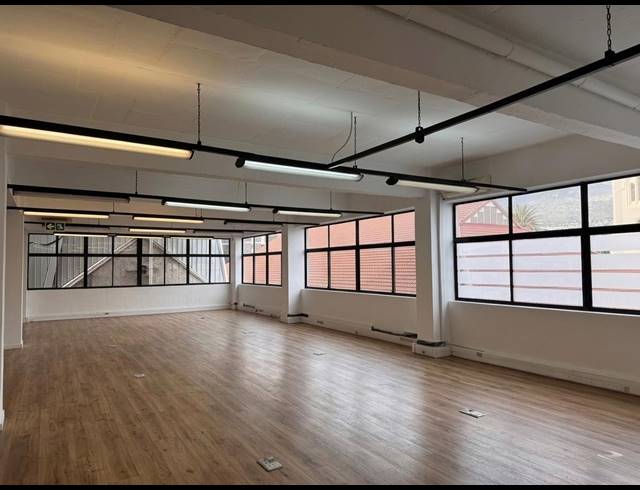 347M² BUILDING TO LET IN CAPE TOWN CITY CENTRE